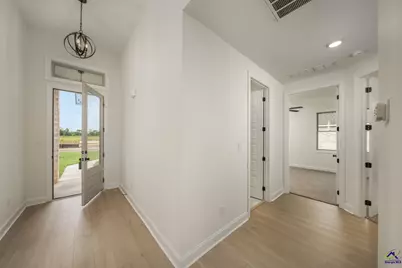222 Farmland Circle, Perry, GA 31069 - Photo 6