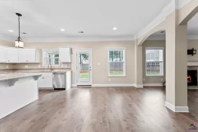 219 Warhawk Drive, Kathleen, GA 31047 - Photo 8