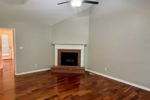 401 Windsor Ct, Macon, GA 31216 - Photo 4