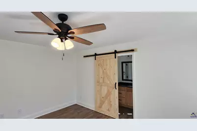 110 Eastlake Drive, Warner Robins, GA 31093 - Photo 24