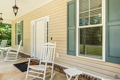 142 Honeysuckle Trace, Cochran, GA 31014 - Photo 4