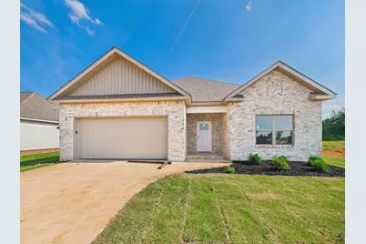 149 Early Drive, Byron, GA 31008 - Photo 1