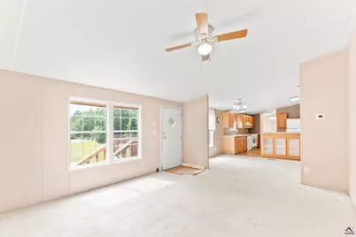 172 Edgewater Court, Byron, GA 31008 - Photo 8