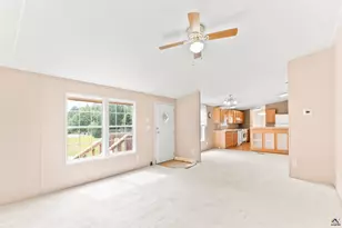 172 Edgewater Ct, Byron, GA 31008 - Photo 8