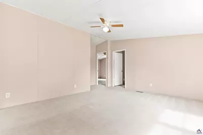 172 Edgewater Court, Byron, GA 31008 - Photo 6