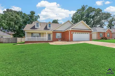 609 Sark Drive, Warner Robins, GA 31088 - Photo 2