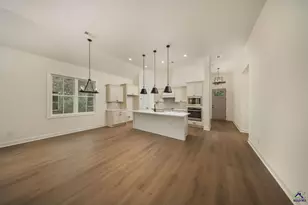 4 Pleasant Oaks Dr, Perry, GA 31069 - Photo 10