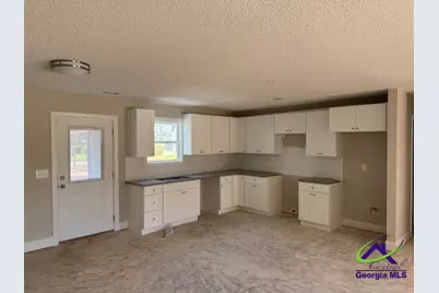 121 Hampton Street, Fort Valley, GA 31030 - Photo 2