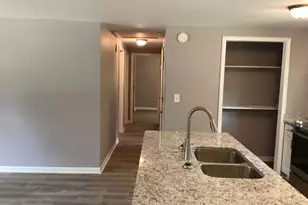 209 E Valley Dr, Fort Valley, GA 31030 - Photo 4