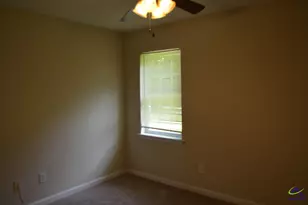 79 N Camp Dr, Byron, GA 31008 - Photo 14