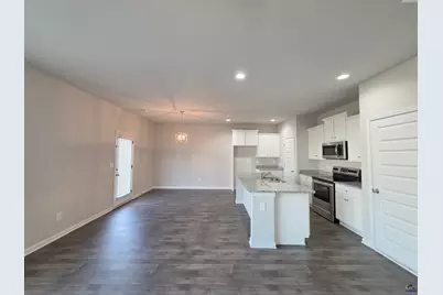 136 Red Birch Lane, Warner Robins, GA 31093 - Photo 6