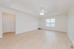 605 Deerfield Cir, Warner Robins, GA 31088 - Photo 16
