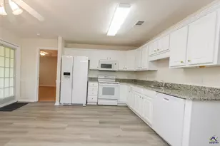 605 Deerfield Cir, Warner Robins, GA 31088 - Photo 30