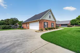 641 Thompson Mill Rd, Bonaire, GA 31005 - Photo 2