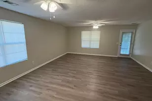 105-A Alice Dr, Perry, GA 31069 - Photo 2