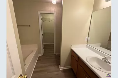105-A Alice Drive, Perry, GA 31069 - Photo 6