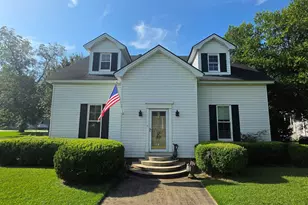 51 Merritt St, Hawkinsville, GA 31036 - Photo 1