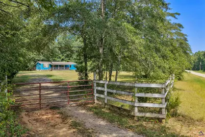 201 Midway Rd, Barnesville, GA 30204 - Photo 8