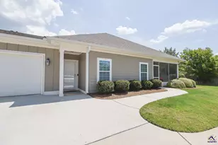 438 Nandina Ct, Warner Robins, GA 31088 - Photo 2