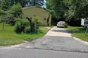 505 Camellia Cir, Warner Robins, GA 31093 - Photo 2