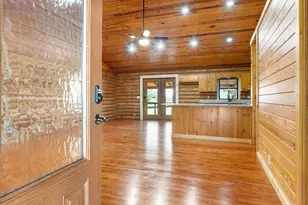 323 Rocky Ford Rd, Pinehurst, GA 31070 - Photo 4