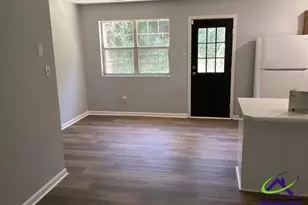 227 Keith Dr, Warner Robins, GA 31093 - Photo 2