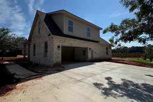 8 Pleasant Oaks Dr, Perry, GA 31069 - Photo 4