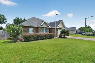114 Lavendar Ln, Perry, GA 31069 - Photo 2