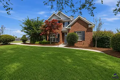 110 Cole, Warner Robins, GA 31088 - Photo 2