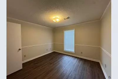 327 Bonnie Drive, Warner Robins, GA 31088 - Photo 10