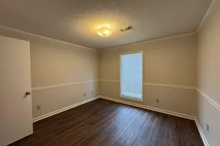 327 Bonnie Dr, Warner Robins, GA 31088 - Photo 10