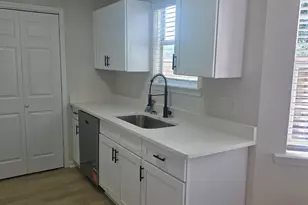 114 Grindstaff Dr, Bonaire, GA 31005 - Photo 8