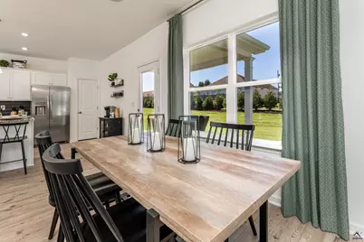 212 Park Bench Way, Byron, GA 31008 - Photo 12