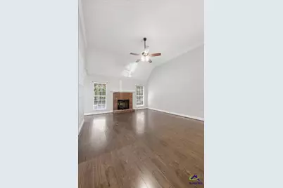 102 Quinelle, Perry, GA 31069 - Photo 8