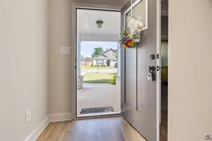 198 Red Tail Cir, Byron, GA 31008 - Photo 2