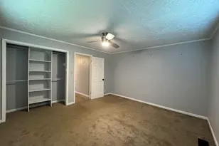 1189 SE Desota St, Gainesville, GA 30501 - Photo 8