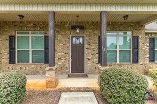 121 Blue Dunn Cir, Perry, GA 31069 - Photo 2