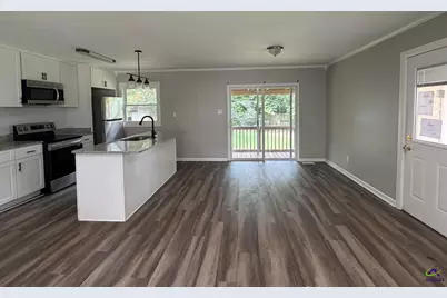 215 Sunnydale Drive, Warner Robins, GA 31088 - Photo 4