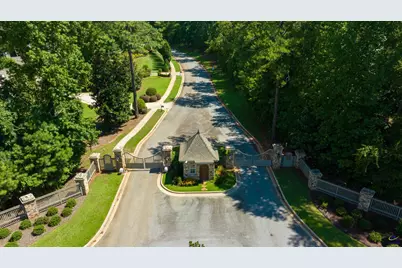 153 Camden Trace, Macon, GA 31210 - Photo 1