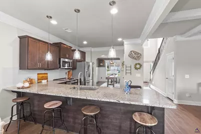 718 Bedfordshire Lane, Bonaire, GA 31005 - Photo 4