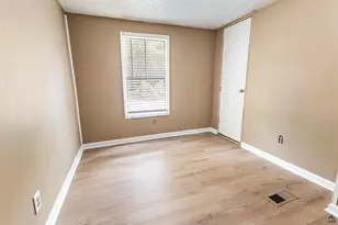 165 Giles Cir, Byron, GA 31008 - Photo 18