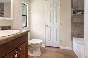 165 Giles Cir, Byron, GA 31008 - Photo 14