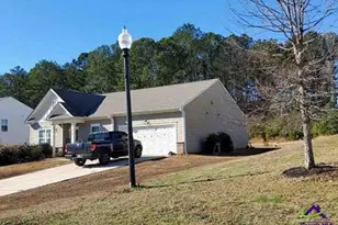1079 Cold Water Dr, Griffin, GA 30224 - Photo 1
