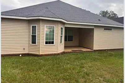 210 Manchester Lane, Byron, GA 31008 - Photo 2