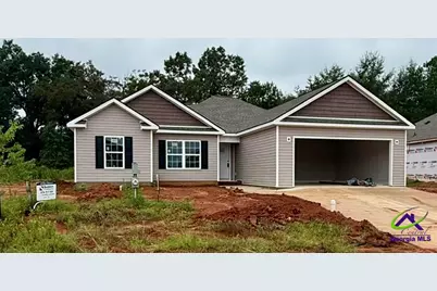 211 Sutton Dr., Perry, GA 31069 - Photo 1