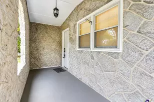 438 Alabama Ave, Warner Robins, GA 31093 - Photo 2
