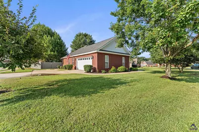 806 Huntwood Lane, Kathleen, GA 31047 - Photo 2