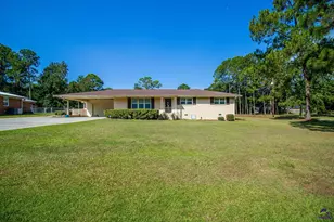 32 Hillbright St, Hawkinsville, GA 31036 - Photo 1
