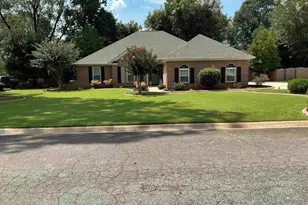 208 Governors Walk, Kathleen, GA 31047 - Photo 1