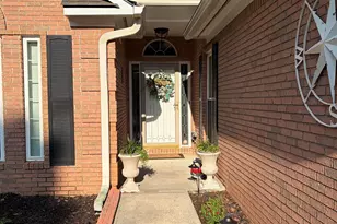 208 Governors Walk, Kathleen, GA 31047 - Photo 2